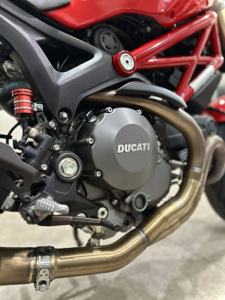 2012 Ducati Monster 1100 Evo